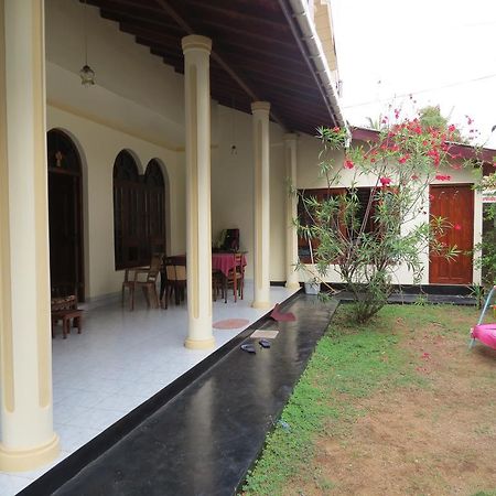 Bolonghes Homestay Negombo Zewnętrze zdjęcie